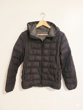 Uniqlo Black Hooded Puffer Jacket Size 13 Youth Boy